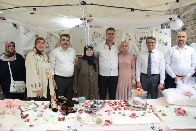 Bursa'da YIL-MEK'in el emekleri görücüye çıktı