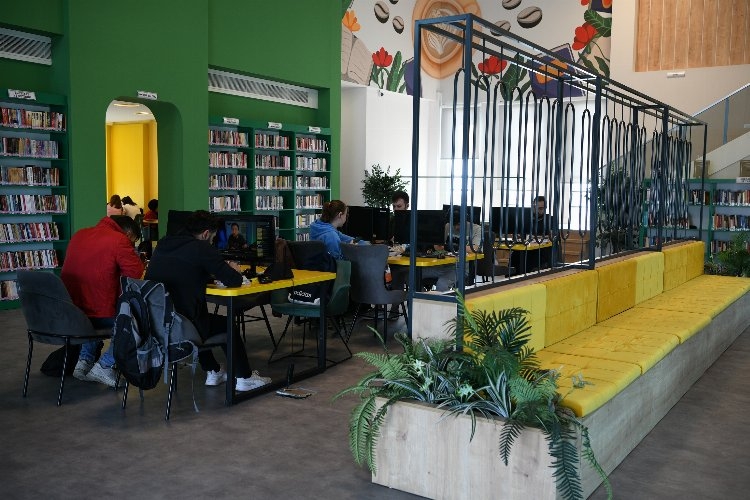 Çayırova'da kütüphaneler KPSS'ye kadar açık