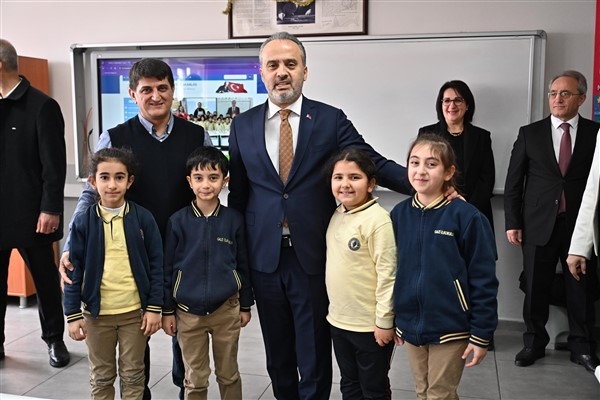 Başkan Aktaş, ders başı yapan öğrencileri ziyaret etti