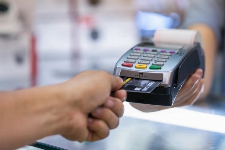 Türkiye'de 2023 Yılında Bireysel kredi kartı borçlanmaları artıyor