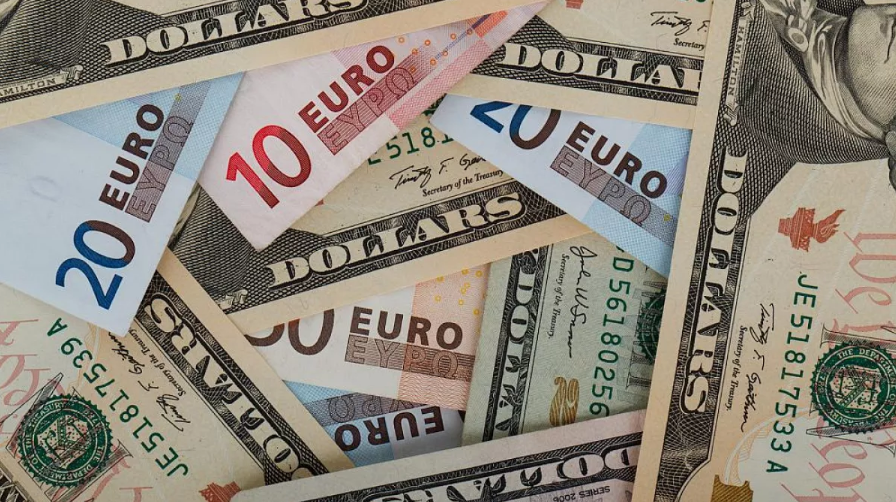 Dolar ve Euro Kuru Haftaya Yükselişle Başladı