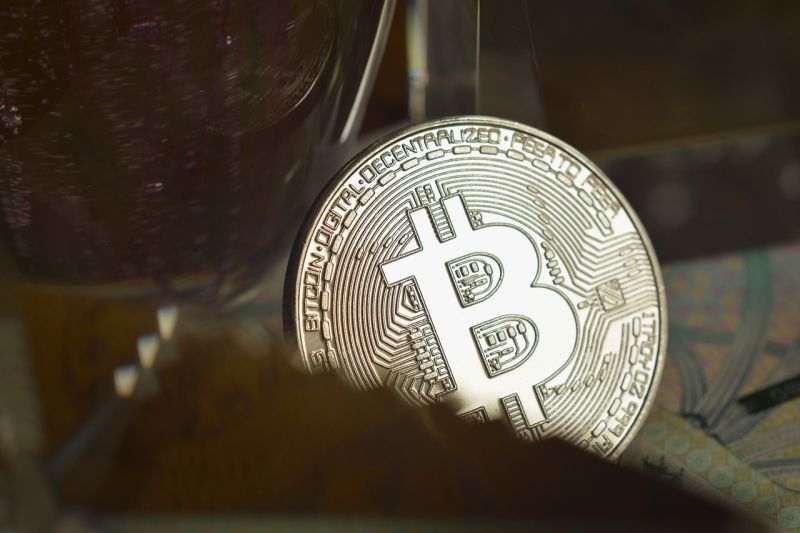 Bitcoin yeni zirvelere ulaştı!  ilk kez 72.000 doları ulaştı